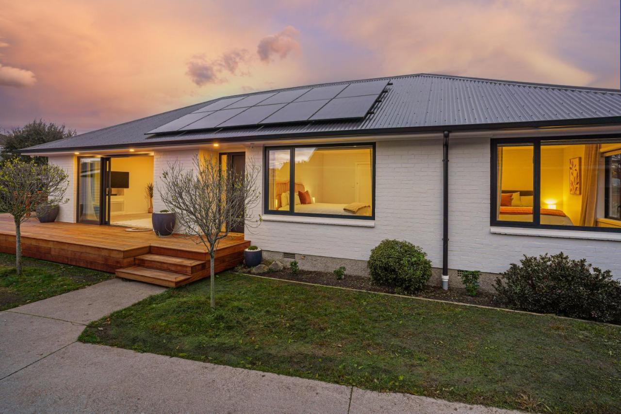 Private, Family-Friendly Home, 4Br By Airport & Free Parking Christchurch Bagian luar foto